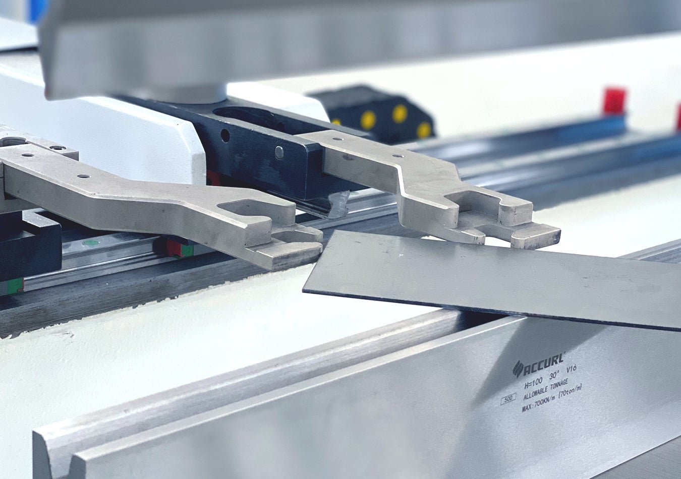 accurl bga 5 backgauge 1