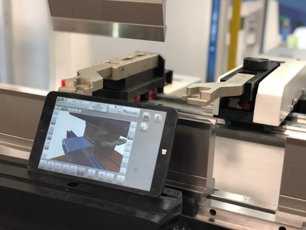 industry 4.0 with iot productivity monitor banner bg.jpg